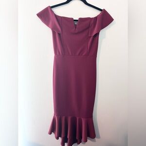 Quiz Chic Elegant Off-Shoulder Burgundy Mermaid Midi Dress, Size US 4